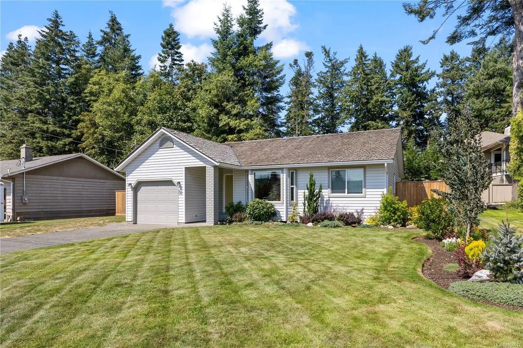 32 Oregon Rd, Campbell River