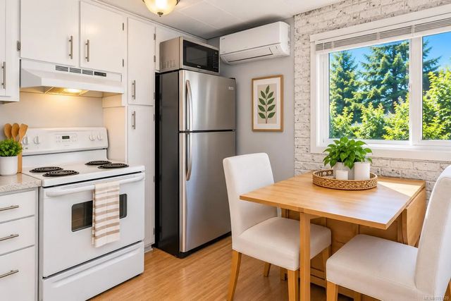 3 of 34 - 5838 Blythwood Rd 13, Sooke, BC