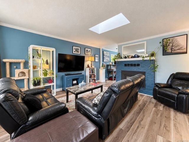 4 of 32 - 3586 10th Ave, Port Alberni, BC