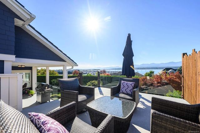 4 of 85 - 1935 Taylor Ave, Comox, BC