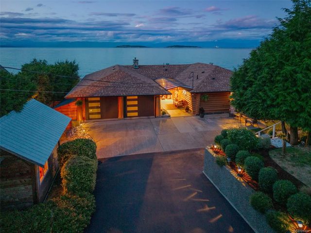 2 of 50 - 1388 Reef Rd, Nanoose Bay, BC