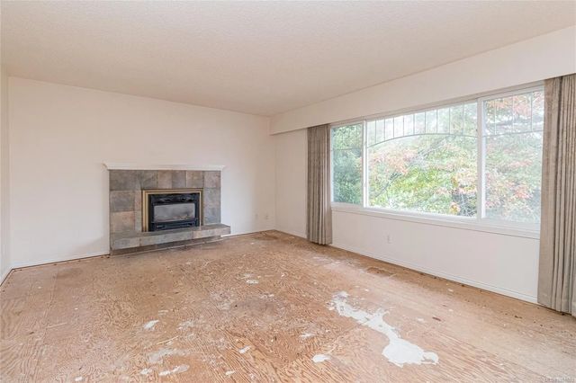 5 of 67 - 7956 Arthur Dr, Central Saanich, BC