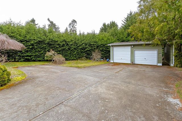 4 of 51 - 1459 Sunrise Dr, Parksville, BC