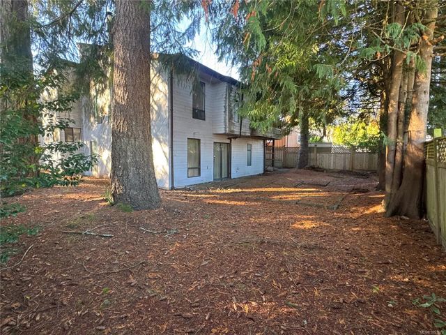 4 of 24 - 632 Erickson Rd, Campbell River, BC