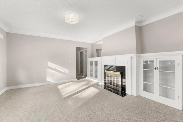 5 of 42 - 3959 Cedar Hill Cross Rd, Saanich, BC