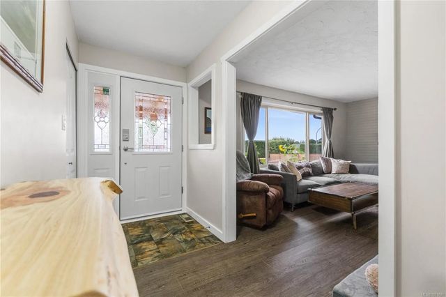 5 of 34 - 2170 Alder St S, Campbell River, BC