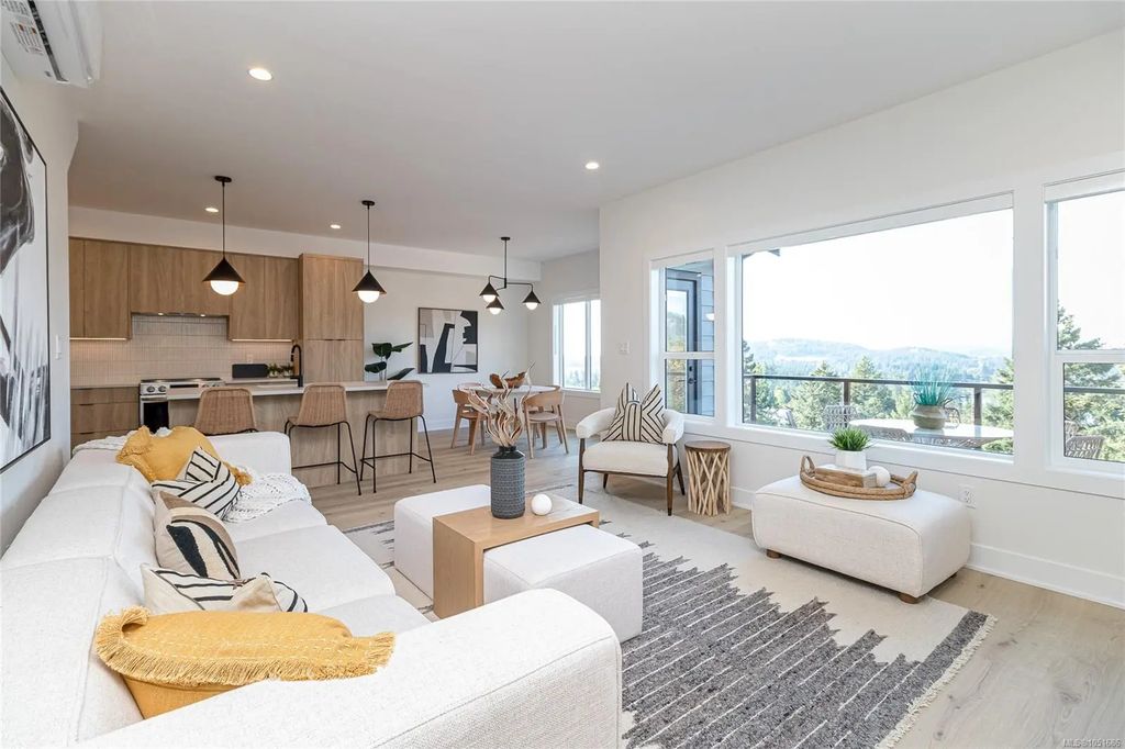 1408 Dolomite Ridge, Langford