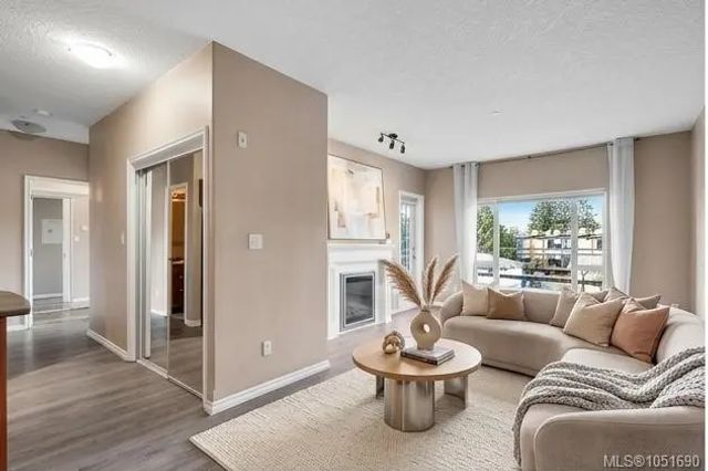 3 of 32 - 2823 Jacklin Rd 307, Langford, BC
