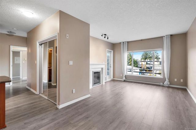 4 of 32 - 2823 Jacklin Rd 307, Langford, BC
