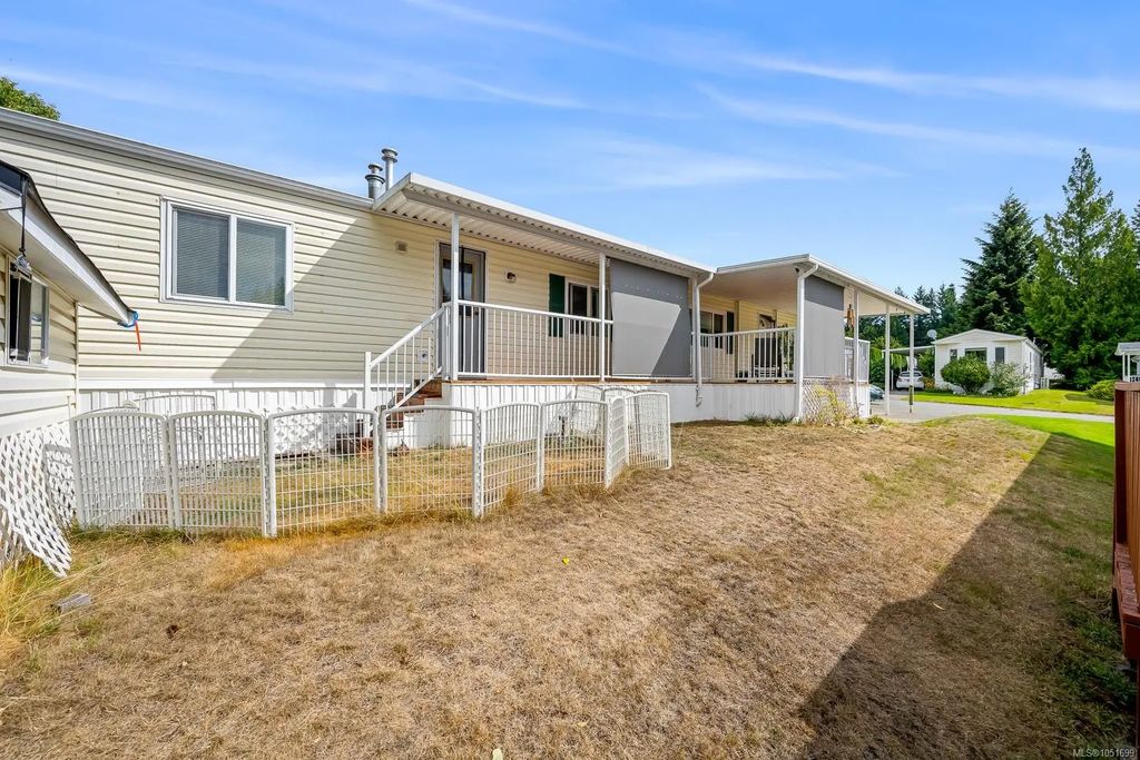 4714 Muir Rd 11, Courtenay