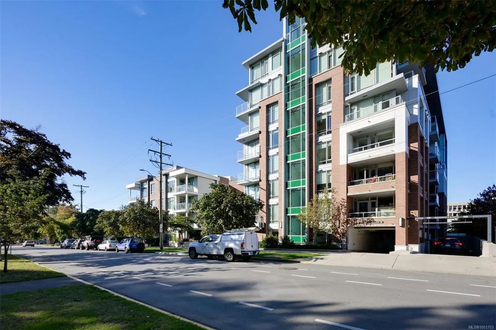 640 Michigan St 106, Victoria
