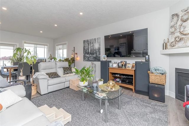 5 of 44 - 3205 Douglas St, Chemainus, BC