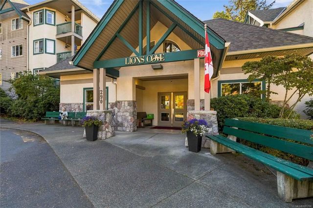 2 of 36 - 290 Island Hwy 105, View Royal, BC