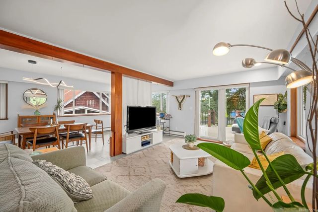 5 of 70 - 6044 Island Hwy N, Courtenay, BC