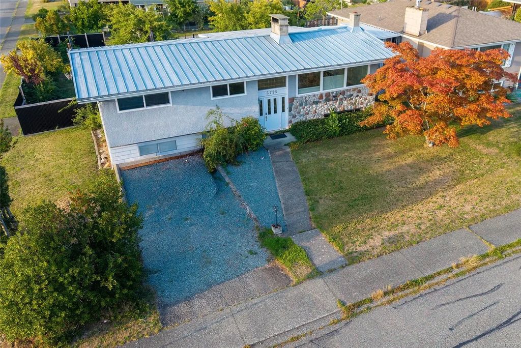 3795 Michigan Rd, Port Alberni