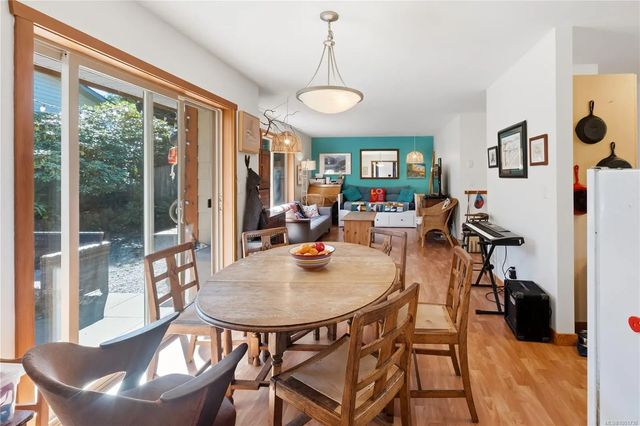 5 of 30 - 1626 Holly Cres 3, Ucluelet, BC