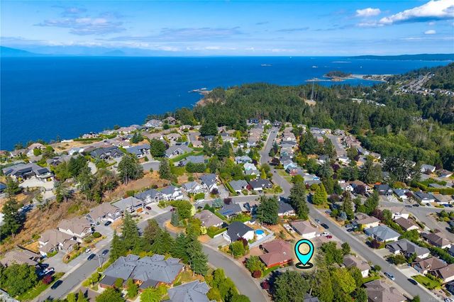 2 of 41 - 4915 Denford Pl, Nanaimo, BC