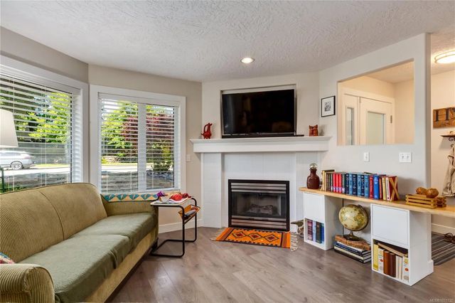 5 of 41 - 4915 Denford Pl, Nanaimo, BC