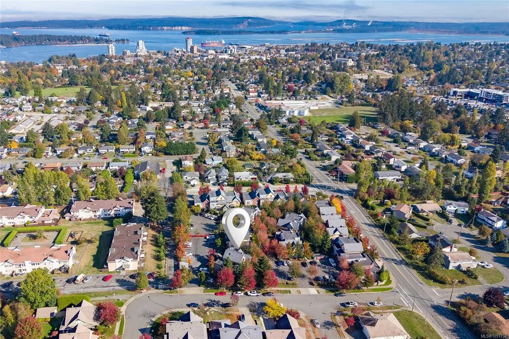 1406 Jingle Pot Rd 76, Nanaimo