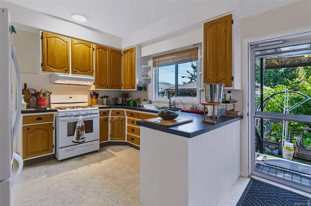 5 of 32 - 5470 Greenard St, Port Alberni, BC