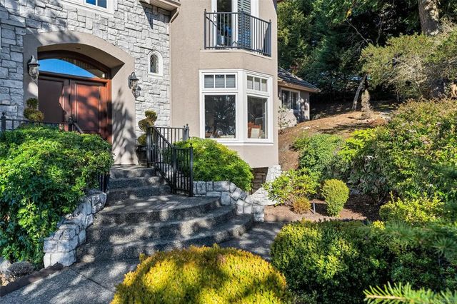 3 of 77 - 906 Cobblestone Lane, Saanich, BC