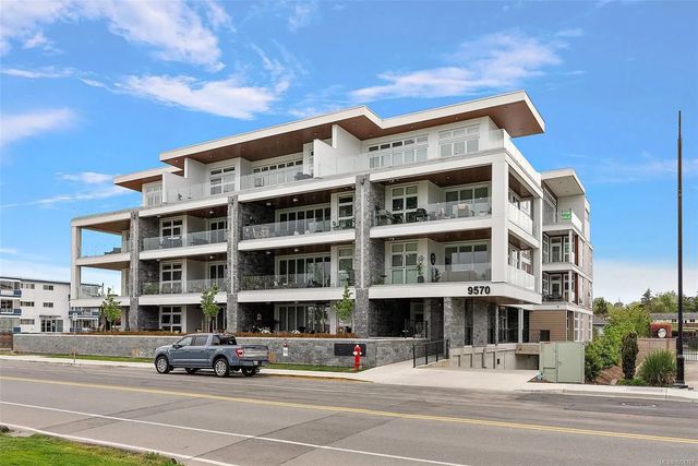 3 of 33 - 9570 Fifth St 203, Sidney, BC