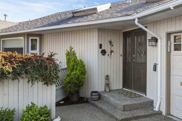 3 of 54 - 3219 Point Pl, Nanaimo, BC