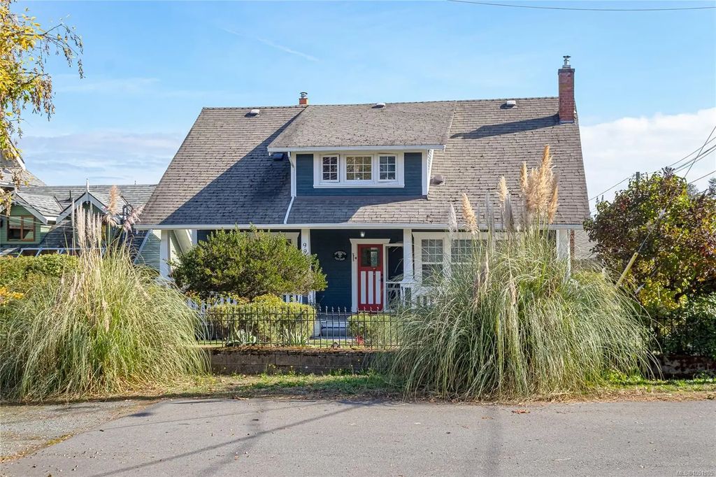 9945 Cedar St, Chemainus