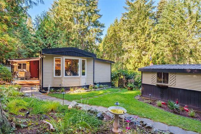 2 of 73 - 7071 Lantzville Rd 21, Lantzville, BC