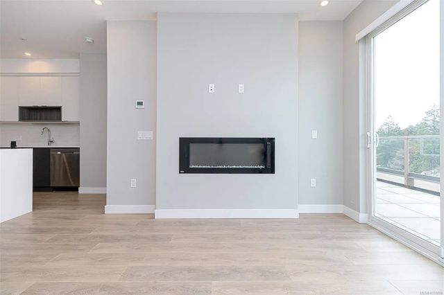 5 of 18 - 967 Whirlaway Cres 606, Langford, BC