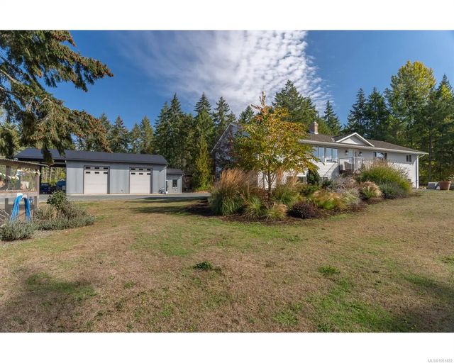 2 of 57 - 1045 Ravensbourne Lane, Qualicum Beach, BC