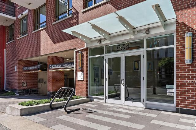 3 of 27 - 834 Johnson St 404, Victoria, BC