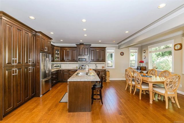 3 of 49 - 3026 Keystone Dr, Duncan, BC