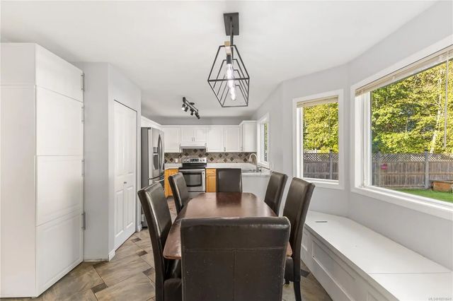 5 of 47 - 2752 Bradford Dr, Campbell River, BC