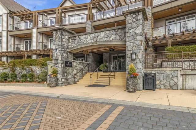 2 of 26 - 1376 Lynburne Pl 218-220 B, Langford, BC