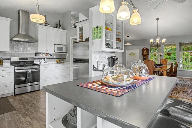 4 of 40 - 2060 Huddington Rd, Nanaimo, BC