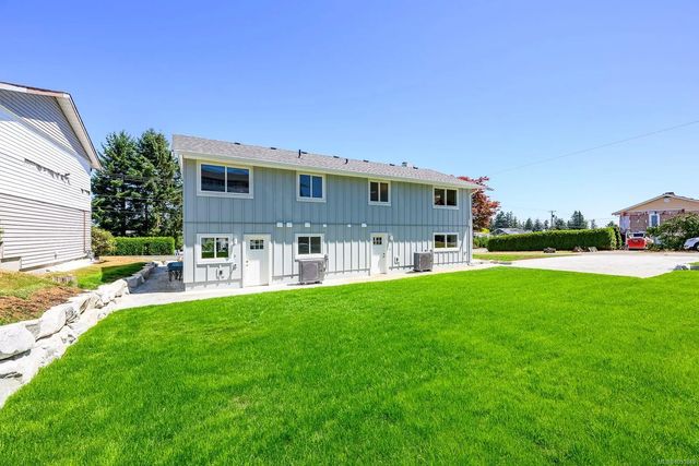 3 of 54 - 896 Galerno Rd A/b, Campbell River, BC
