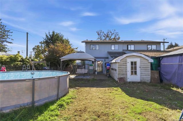 2 of 37 - 1024 Dunford Ave, Langford, BC