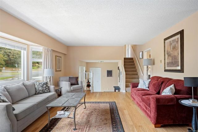 3 of 51 - 3906 Braefoot Rd, Saanich, BC