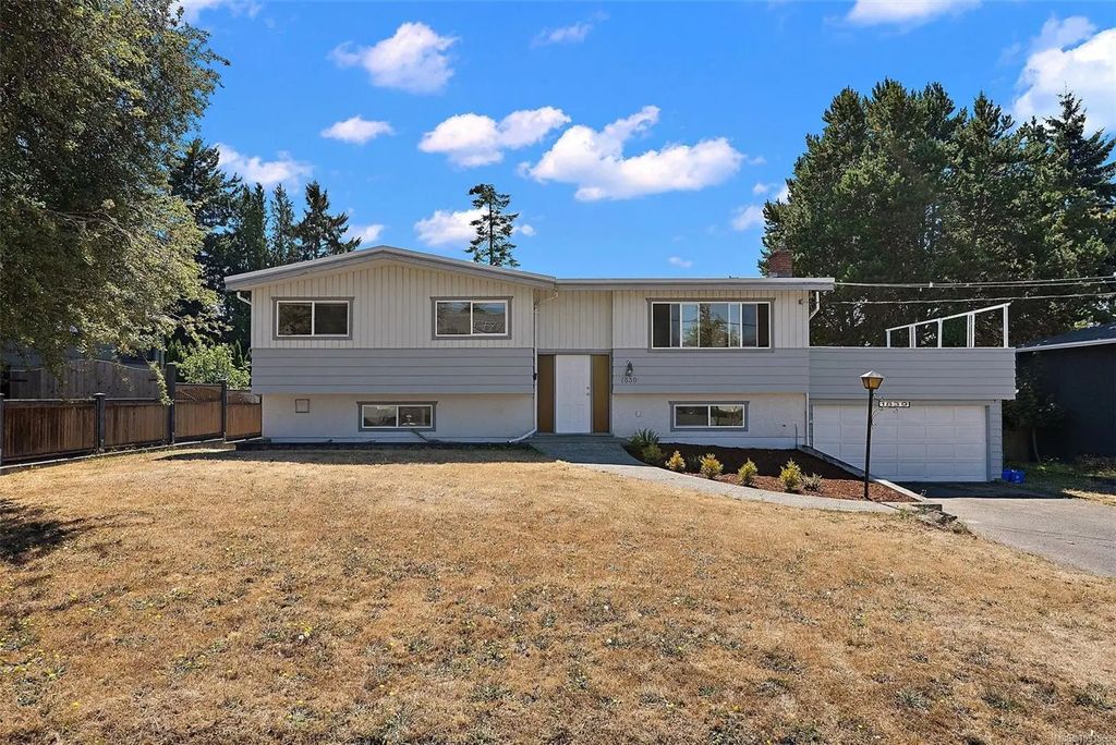 1839 San Pedro Ave, Saanich