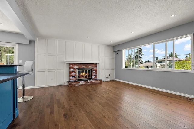 3 of 44 - 1839 San Pedro Ave, Saanich, BC