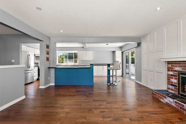 5 of 44 - 1839 San Pedro Ave, Saanich, BC