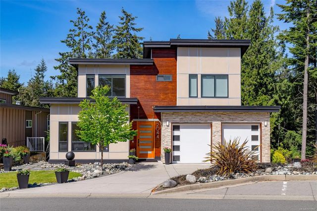 2 of 69 - 2044 Rivers Crossing, Highlands, BC