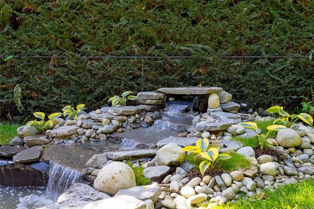 4 of 69 - 2044 Rivers Crossing, Highlands, BC