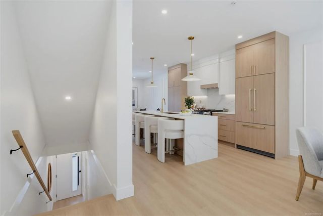 3 of 41 - 833 Blackbird Pl, Langford, BC