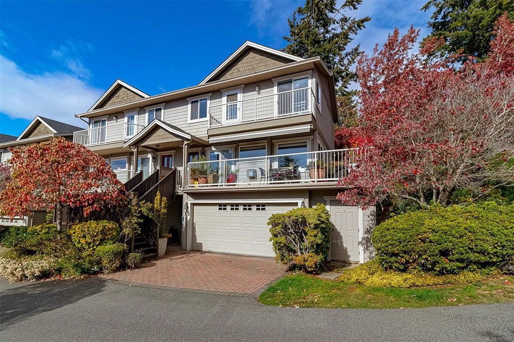 118 Aldersmith Pl 15, View Royal