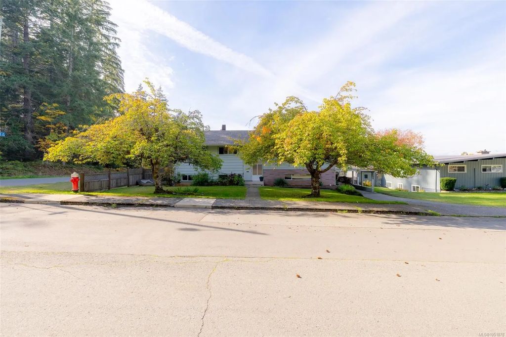 2804 16th Ave, Port Alberni