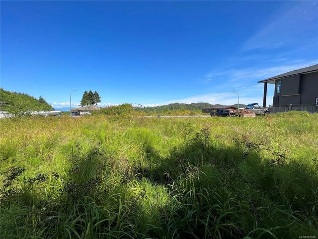 2 of 4 - 6250 Hunt St, Port Hardy, BC
