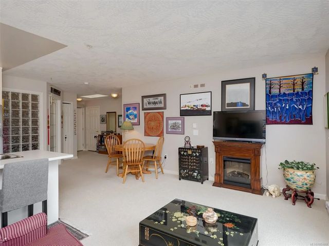 3 of 30 - 1485 Garnet Rd 316, Saanich, BC