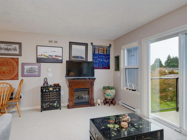 4 of 30 - 1485 Garnet Rd 316, Saanich, BC